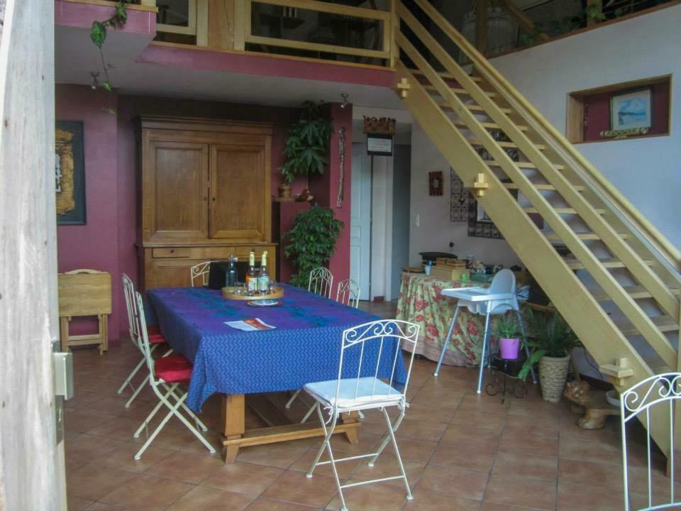 Chambres D'Hotes Le Peyroux Montcel  Екстериор снимка