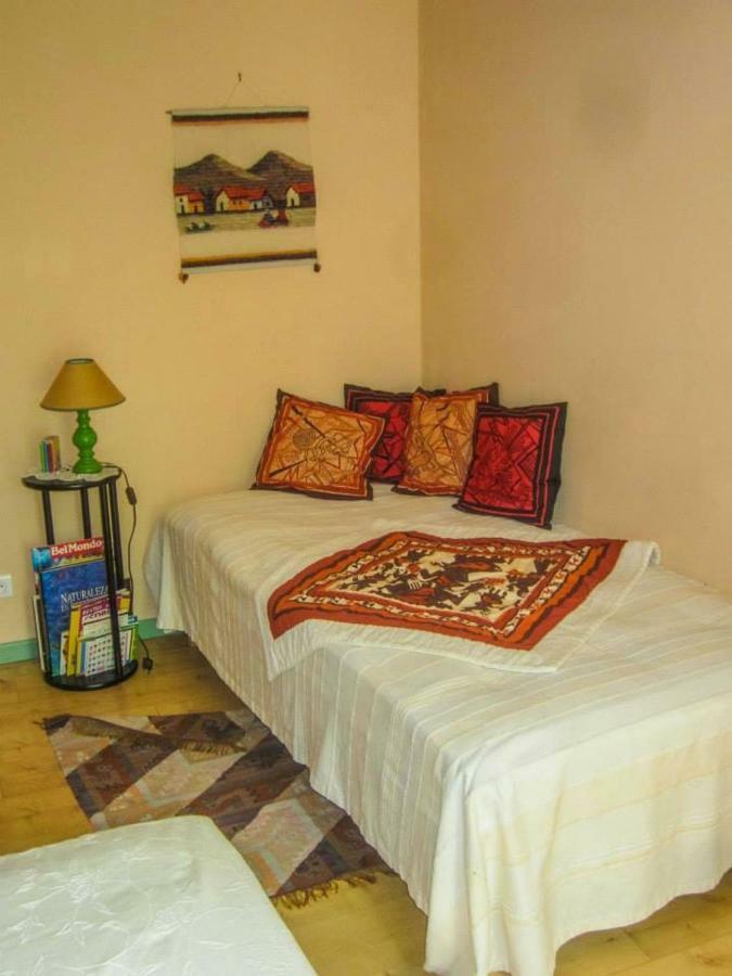 Chambres D'Hotes Le Peyroux Montcel  Екстериор снимка