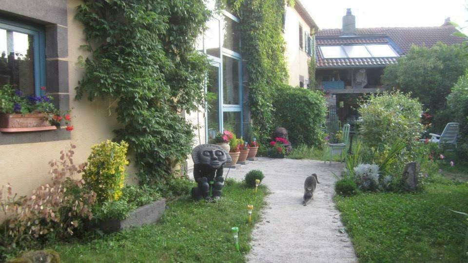 Chambres D'Hotes Le Peyroux Montcel  Екстериор снимка
